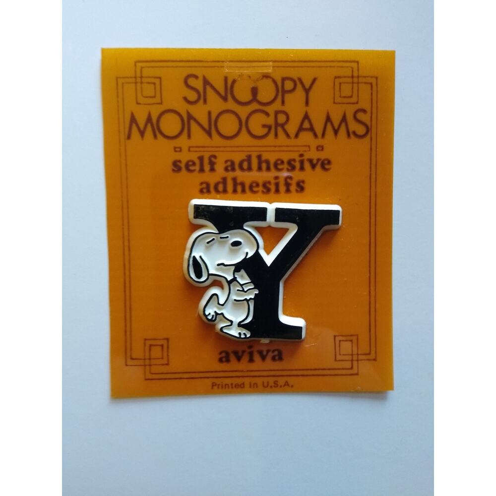 Vintage Snoopy Monogram Letter Y Sticker Decal Peanuts Aviva Self Adhesive USA